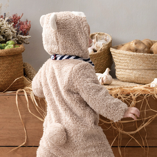 毛絨造型長袖兔裝-附雙面領巾