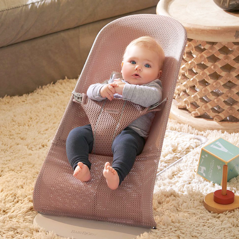 BabyBjörn Bliss 柔軟透氣嬰兒搖椅